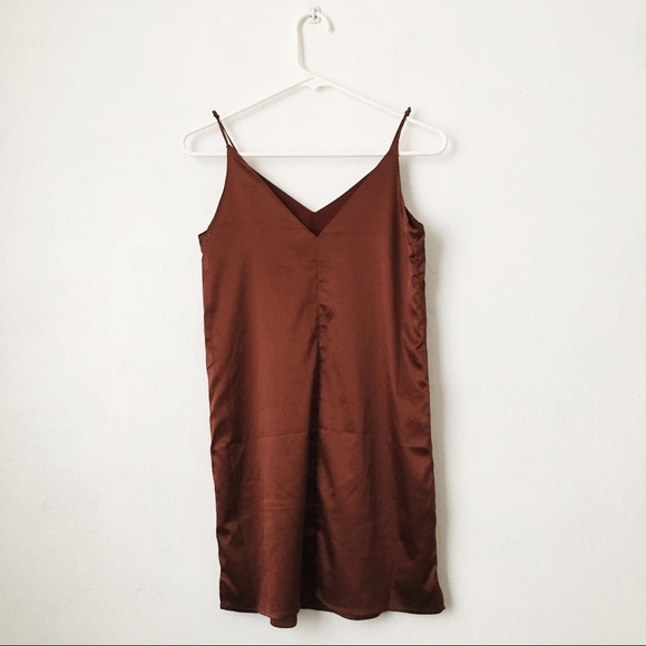 Lulu’s red dress - Picture 2 of 6